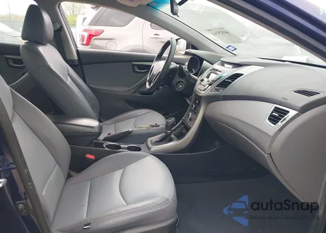 2014 Hyundai Elantra Se z USA, uszkodzony, nr VIN 5NPDH4AE3EH468309